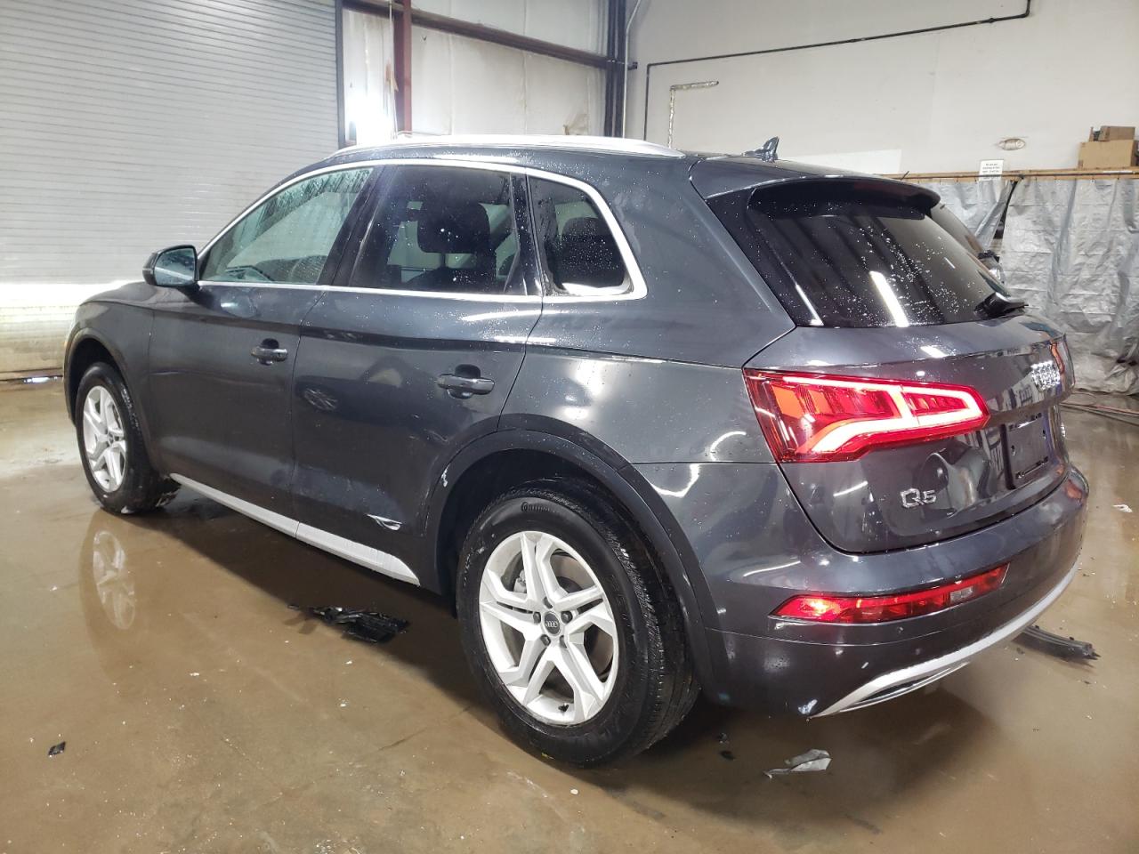 2018 Audi Q5 - Image 2