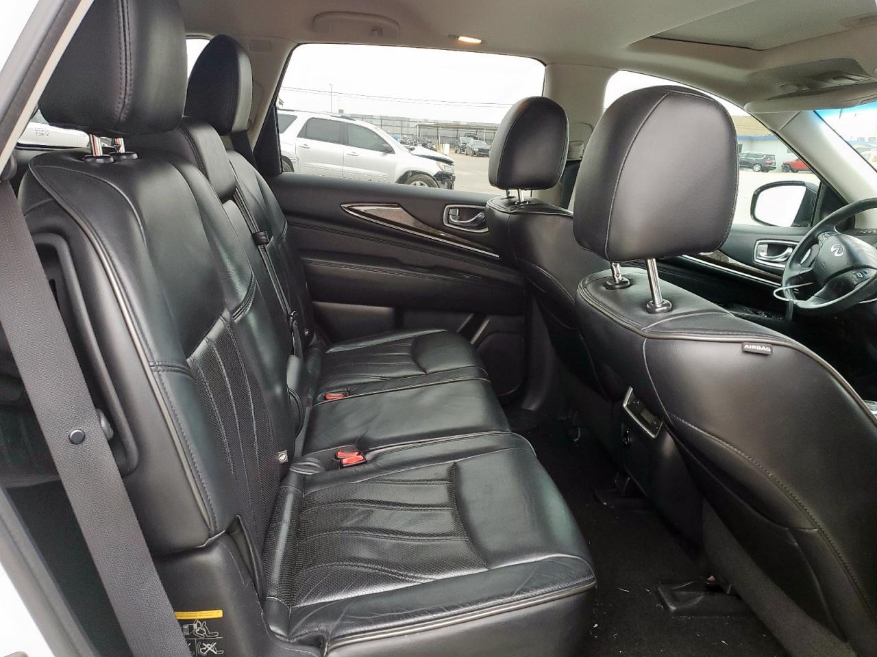 2015 Infiniti QX60 - Image 11
