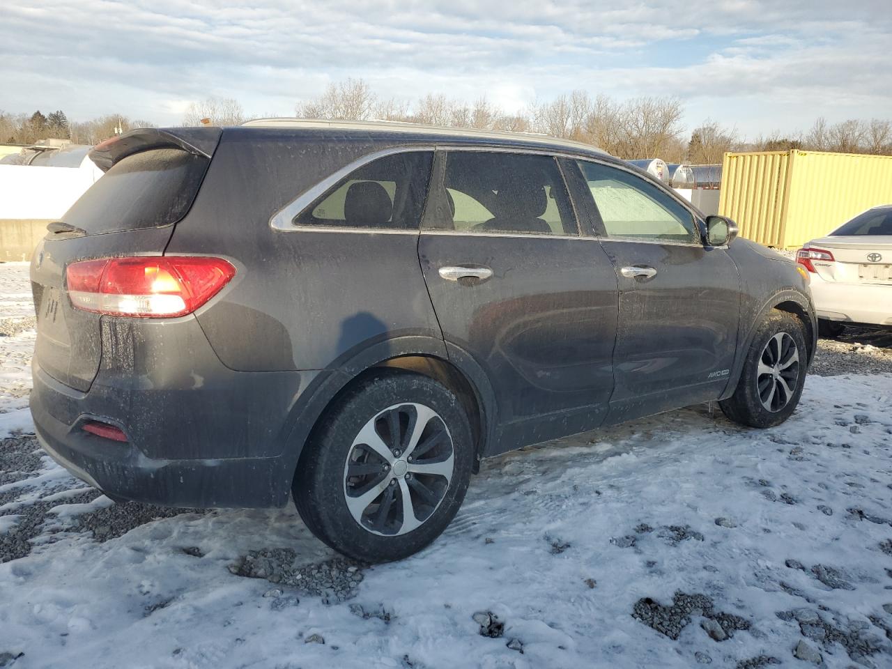 2016 Kia Sorento - Image 3