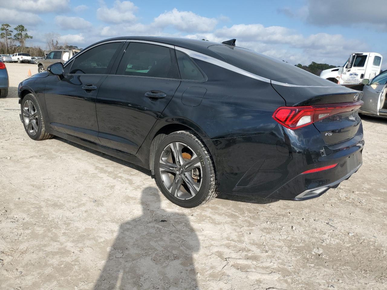 2021 Kia K5 - Image 2