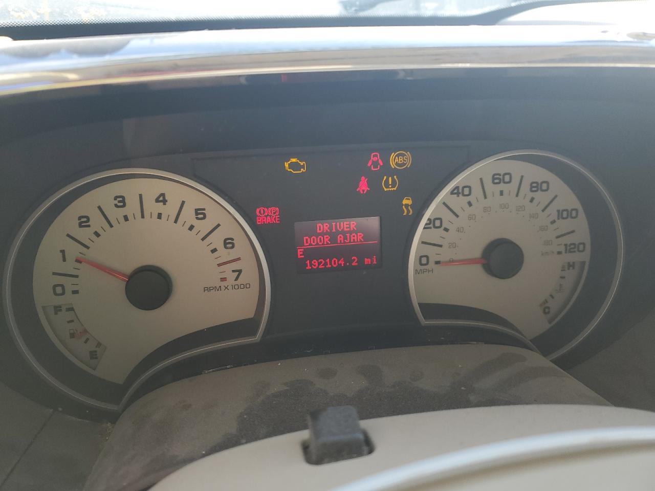 2006 Ford Explorer - Image 9