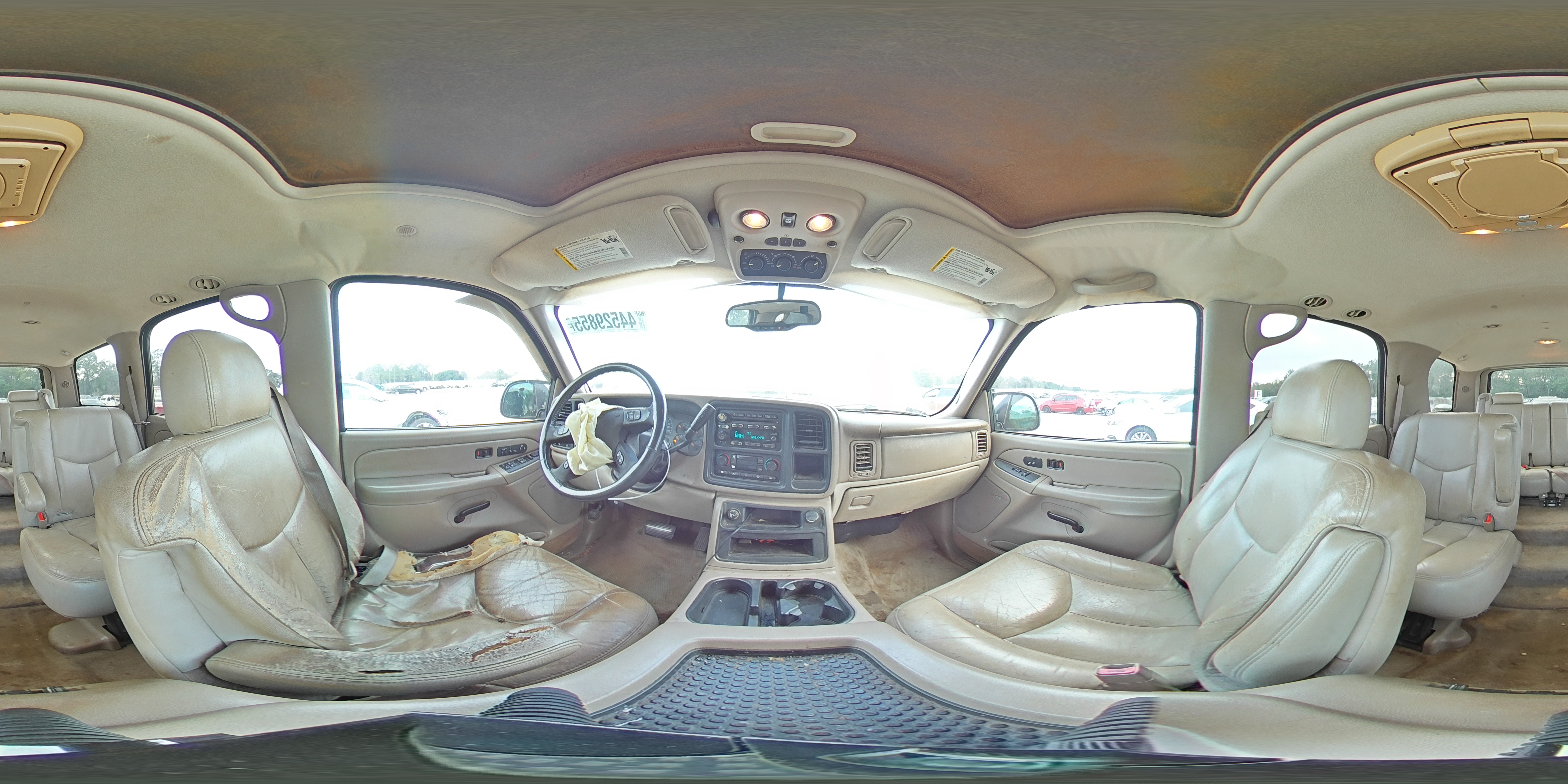 2004 Chevrolet Tahoe - Image 14