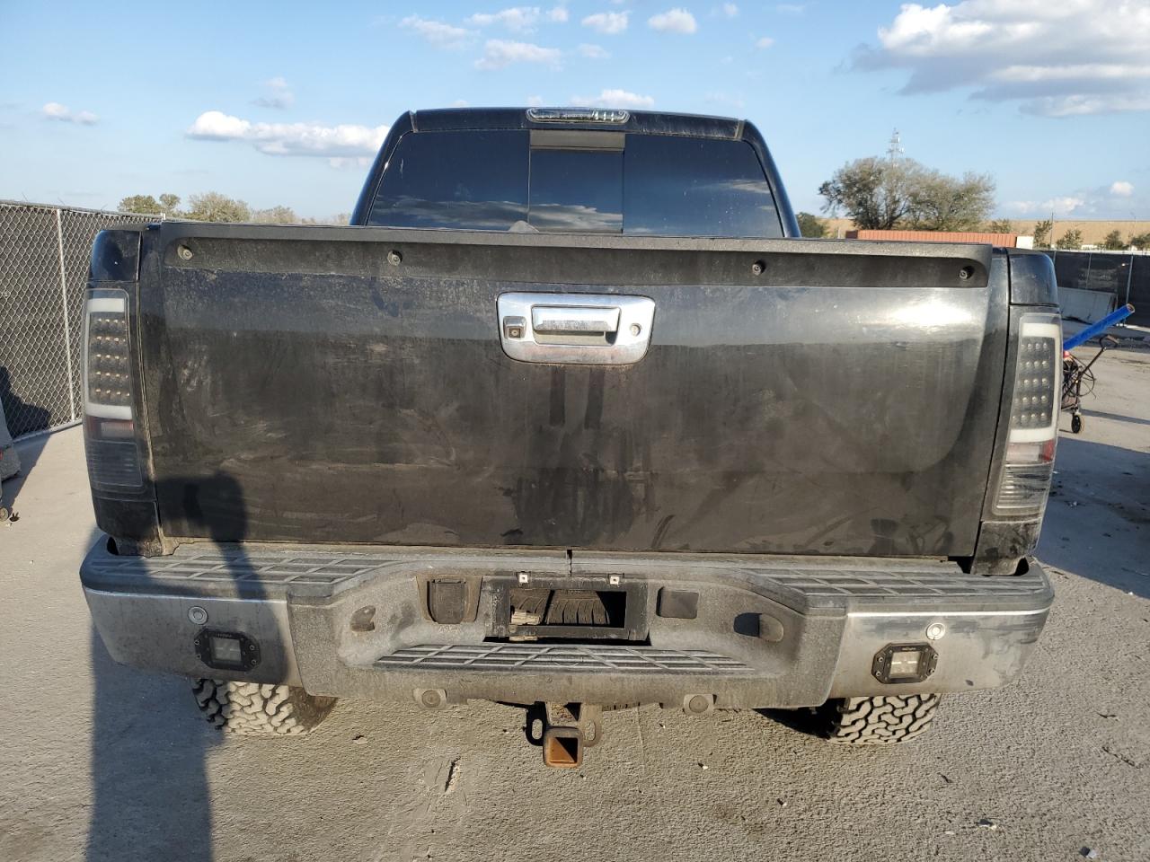 2009 GMC Sierra - Image 6