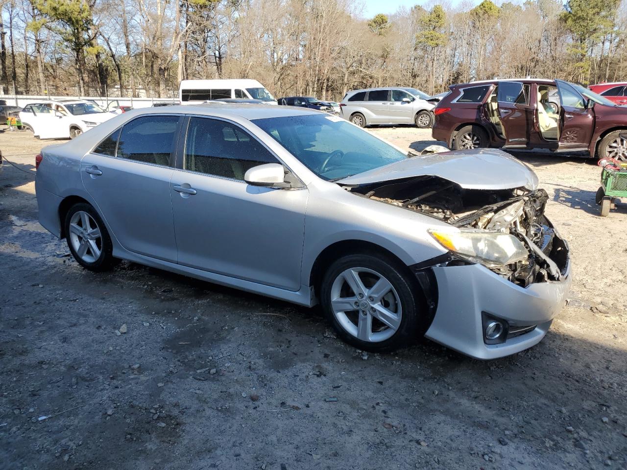 2014 Toyota Camry - Image 4