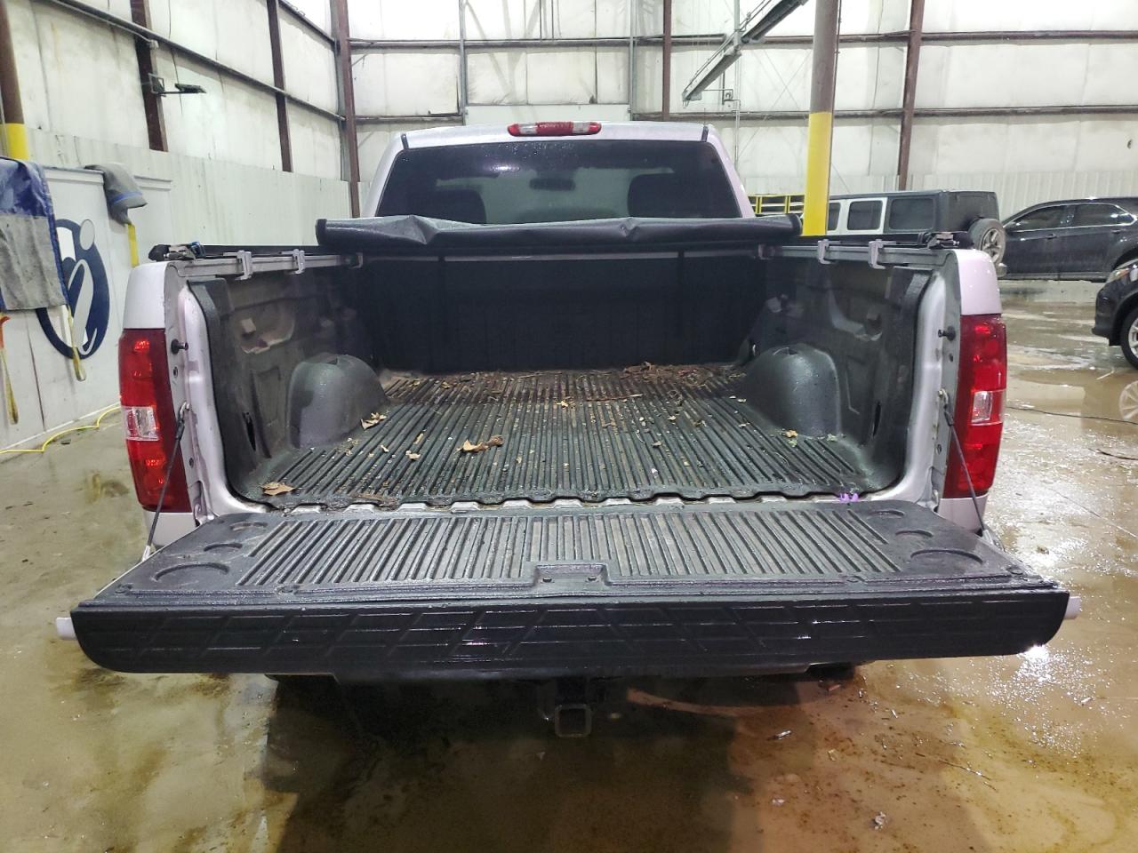 2012 Chevrolet Silverado - Image 6