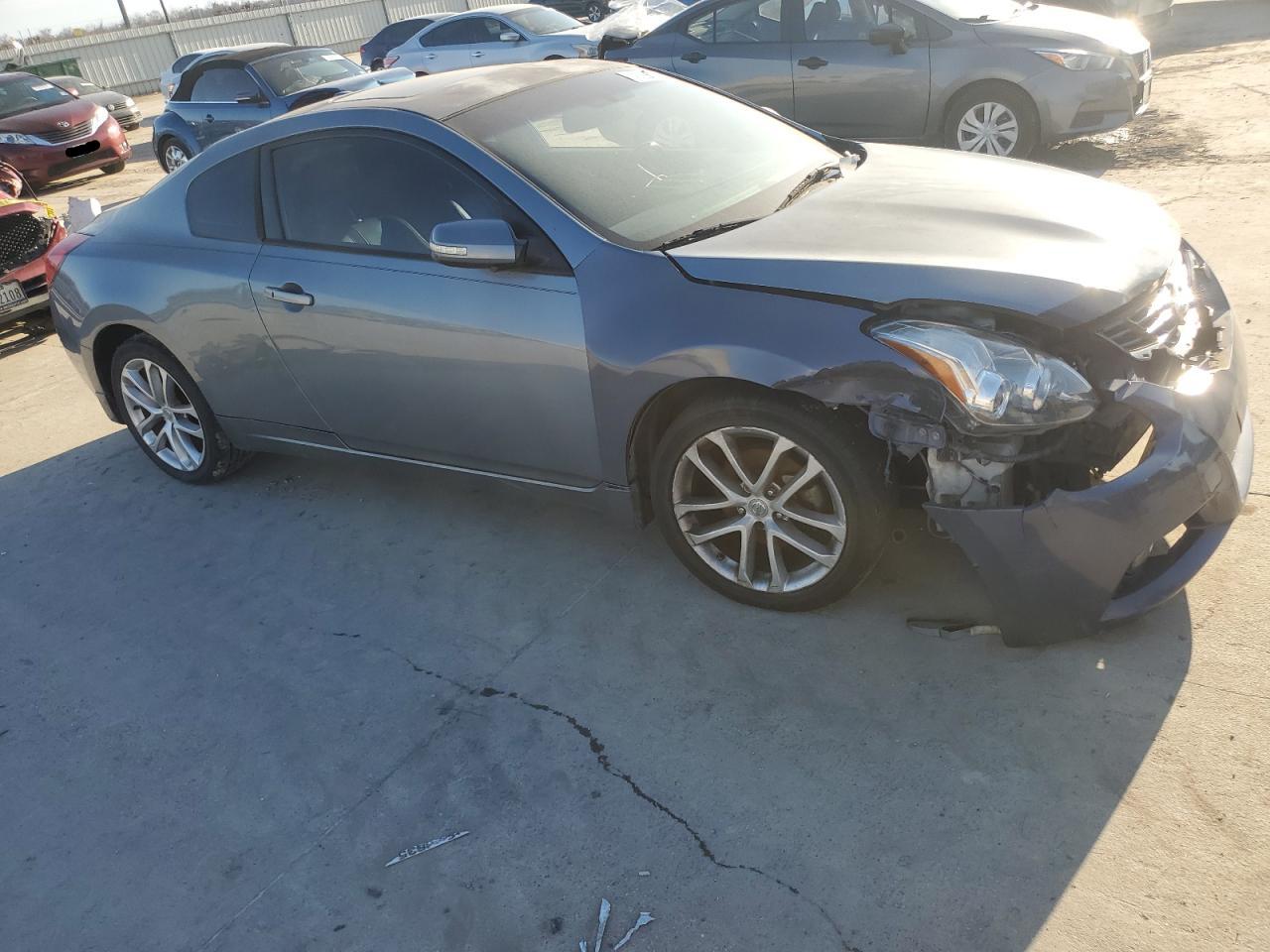 2012 Nissan Altima - Image 4