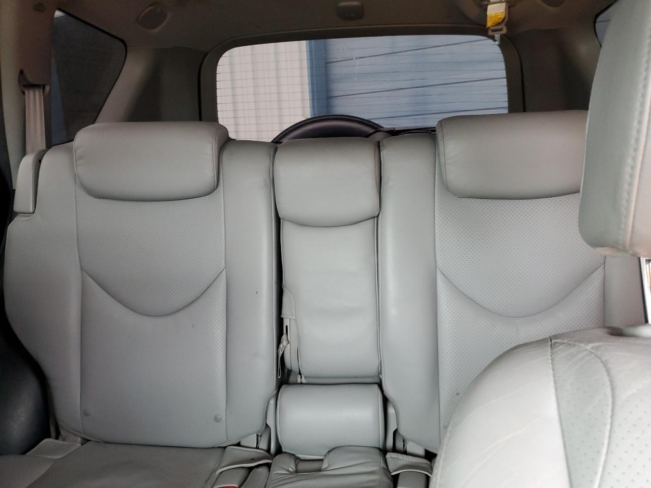 2010 Toyota RAV 4 - Image 10