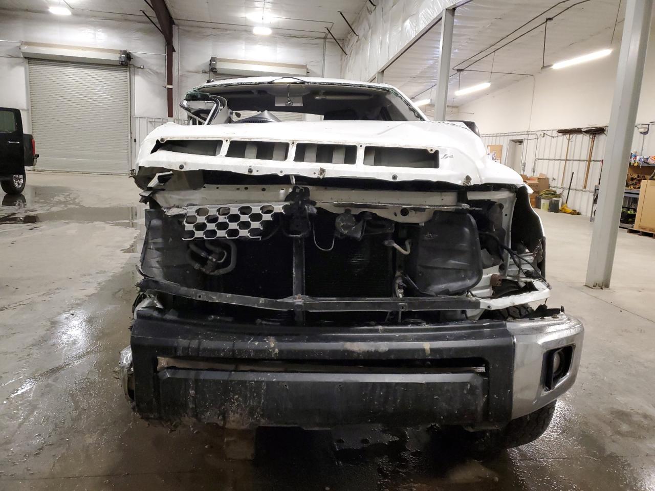 2016 Toyota Tundra - Image 5