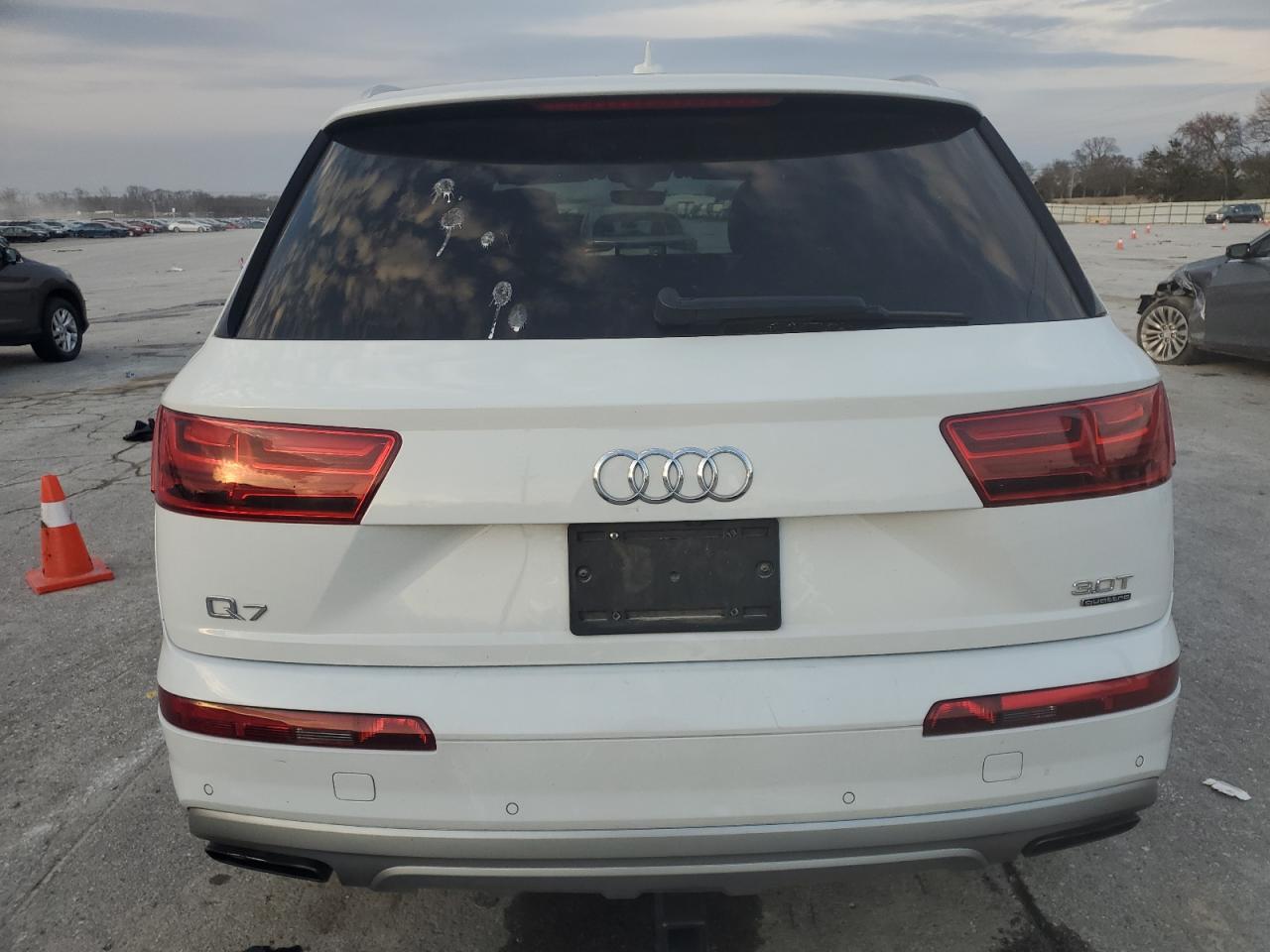 2017 Audi Q7 - Image 6