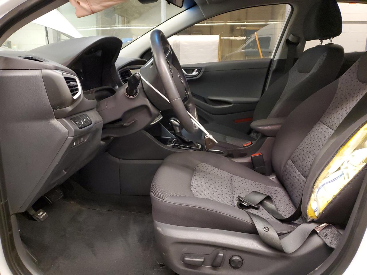 2017 Hyundai IONIQ - Image 7
