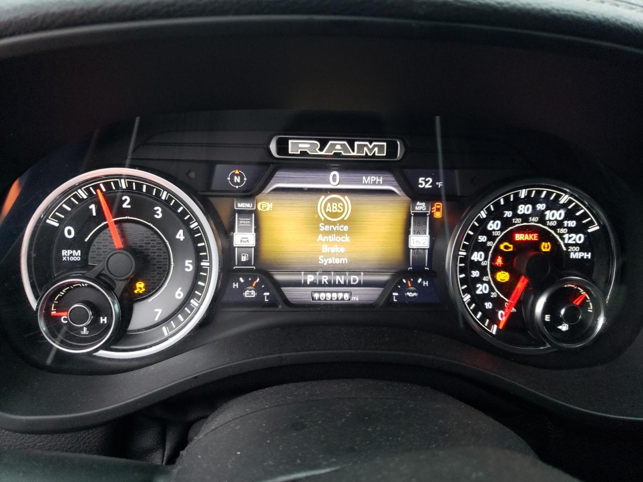 2019 RAM 1500 - Image 9