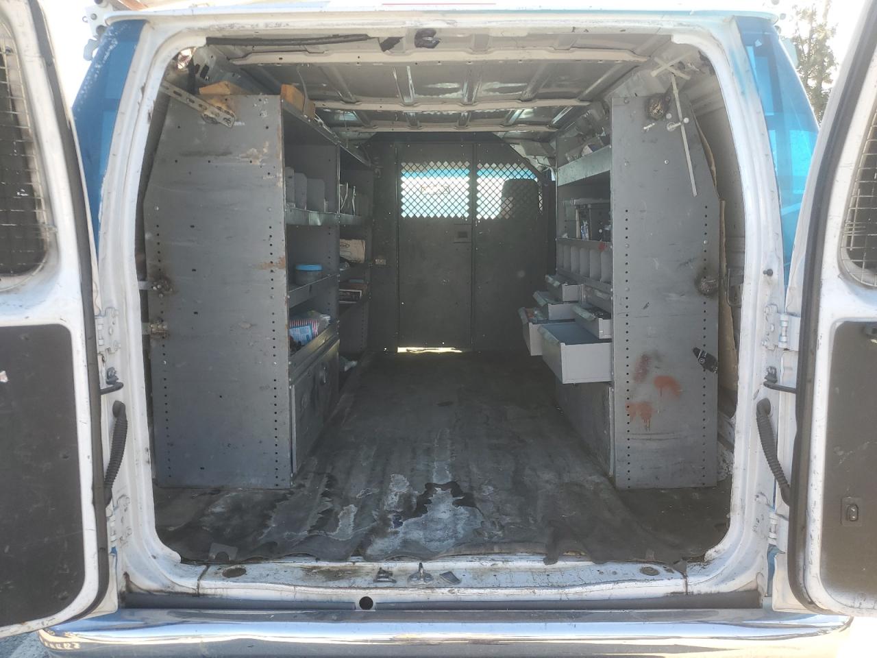 2012 Ford Econoline - Image 10