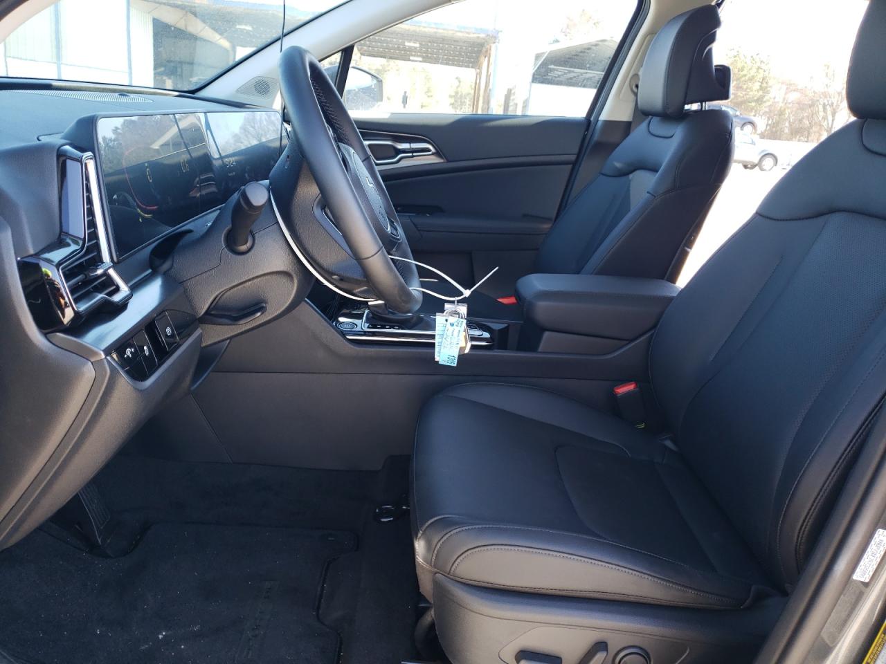 2024 Kia Sportage - Image 7