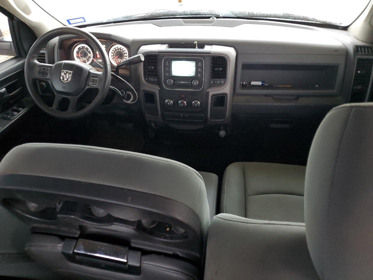2016 RAM 1500 - Image 8