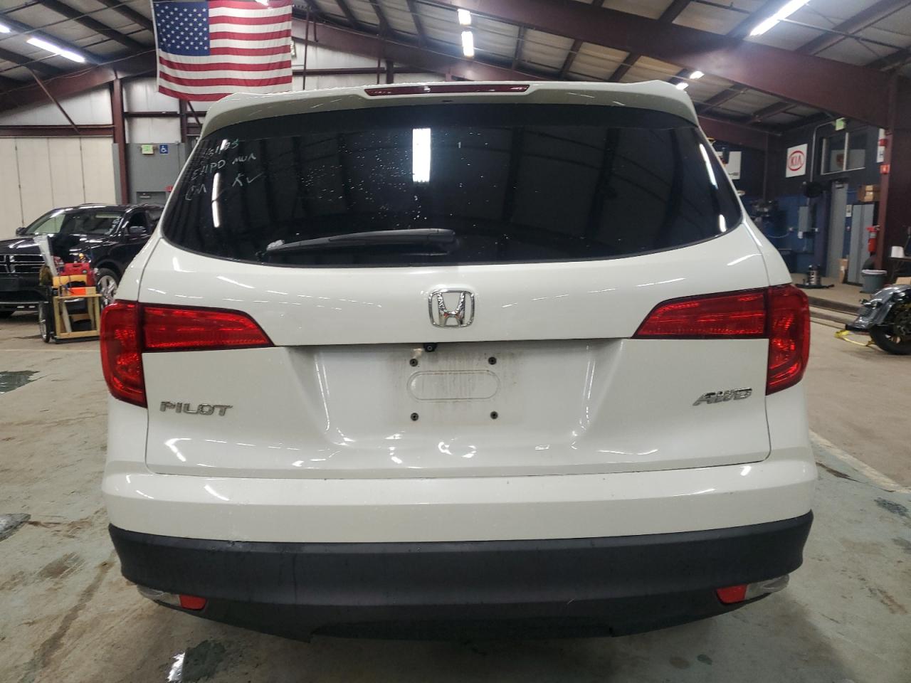 2018 Honda Pilot - Image 6