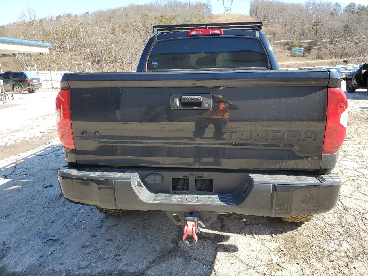 2020 Toyota Tundra - Image 6