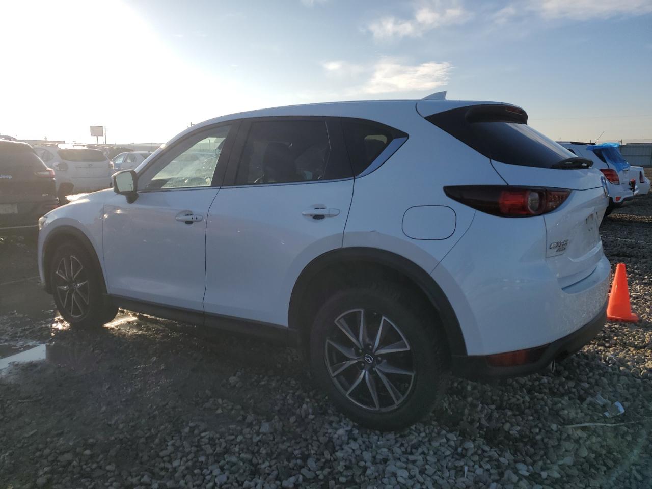 2018 Mazda CX-5 - Image 2