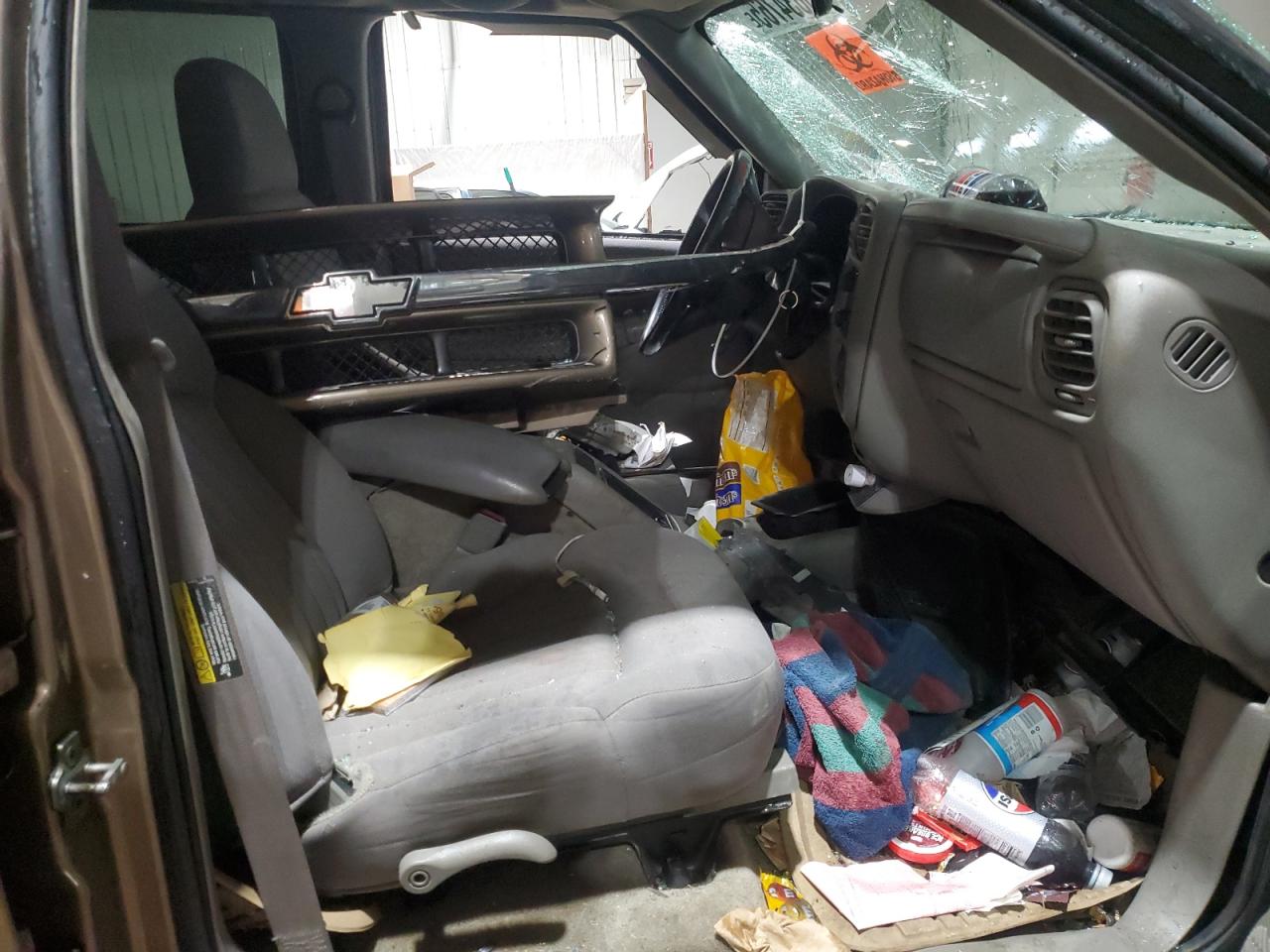 2004 Chevrolet Blazer - Image 7