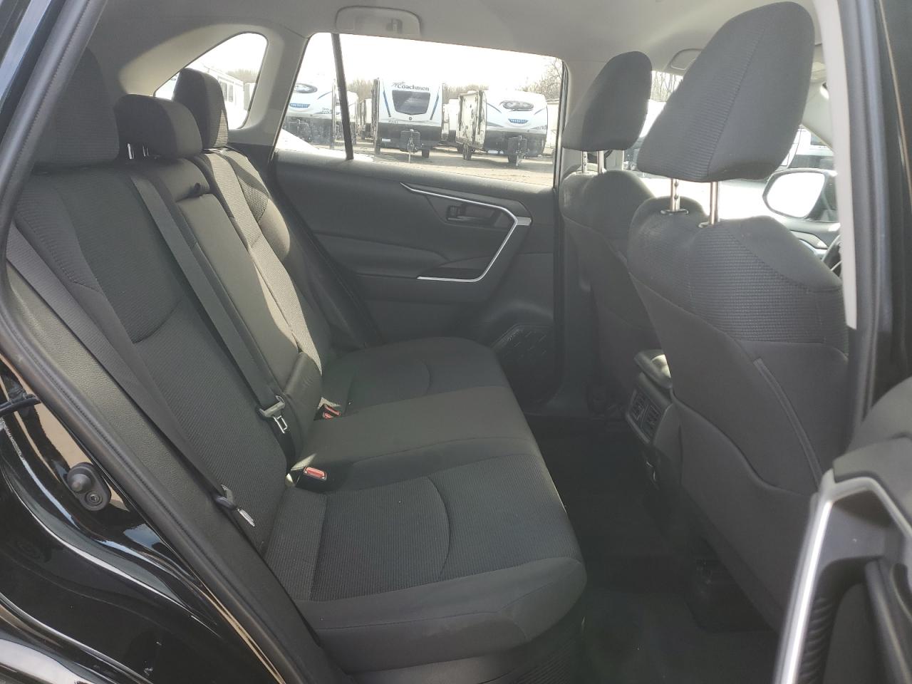 2021 Toyota RAV 4 - Image 11