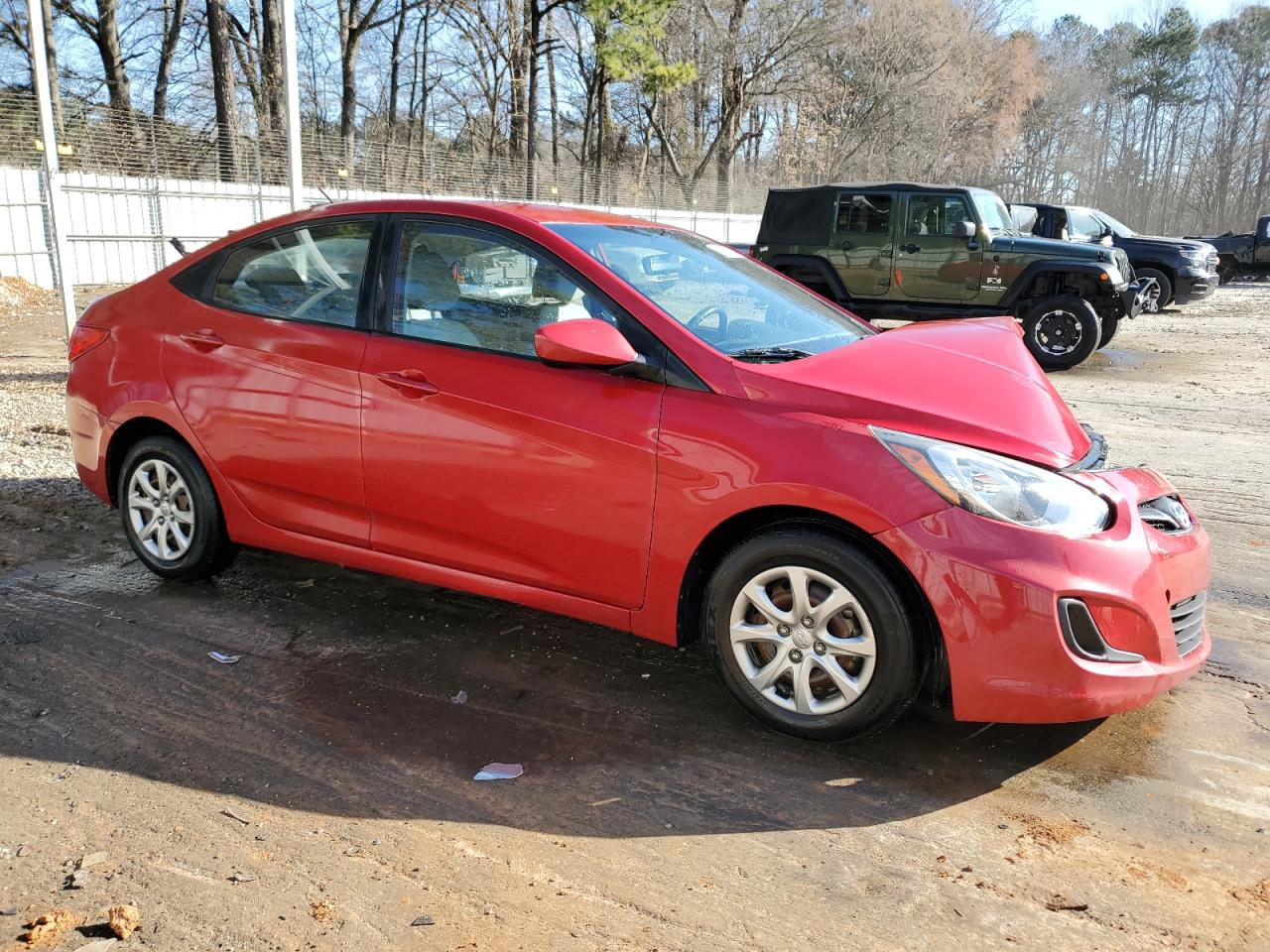 2013 Hyundai Accent - Image 4