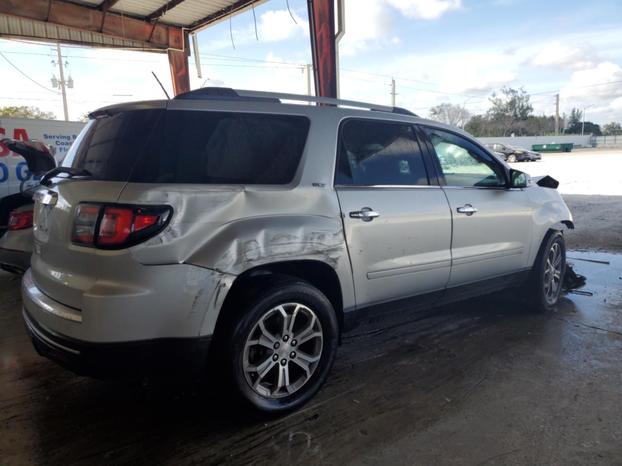2015 GMC Acadia - Image 3