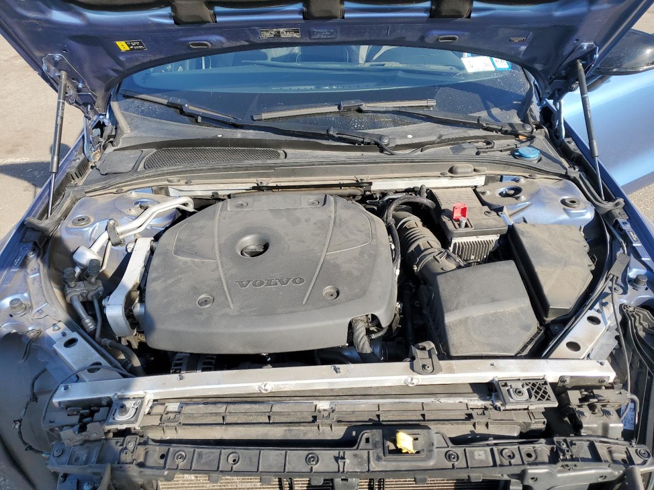 2020 Volvo S60 - Image 11