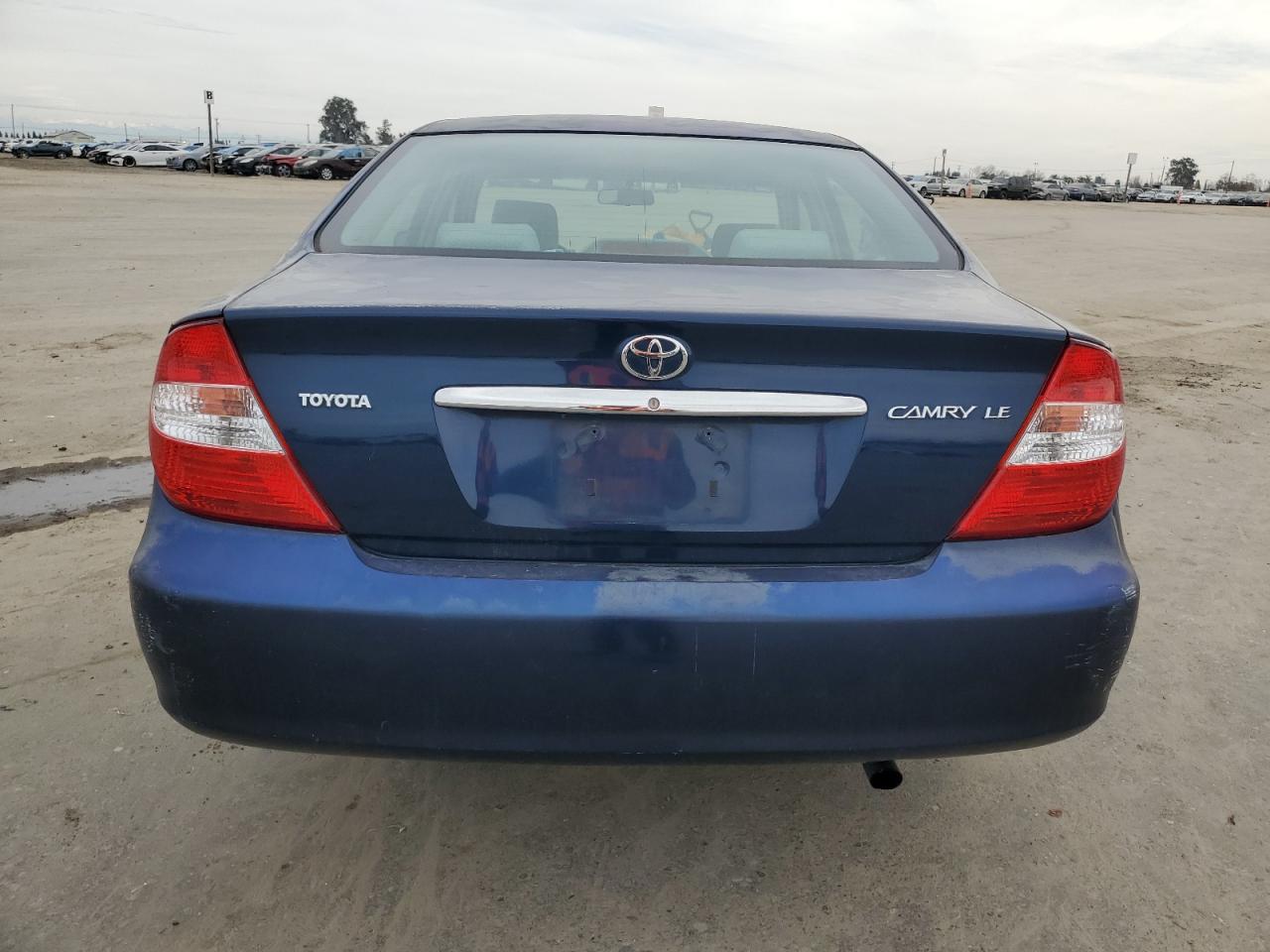 2004 Toyota Camry - Image 6