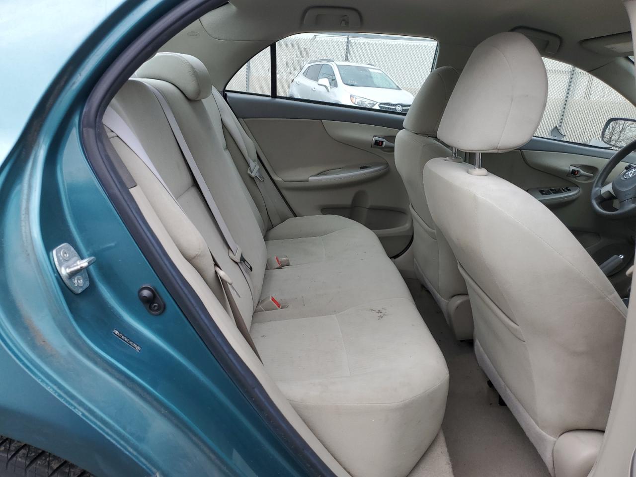 2010 Toyota Corolla - Image 10