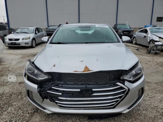  HYUNDAI ELANTRA 2018 Srebrny