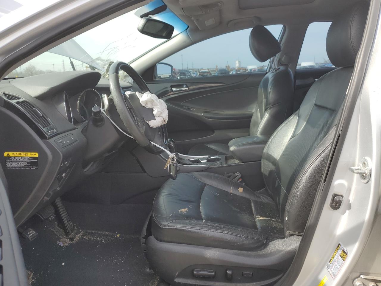 2013 Hyundai Sonata - Image 7