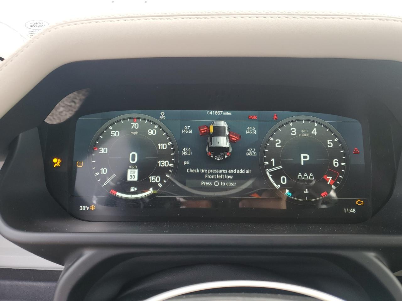 2022 Land Rover Defender - Image 9