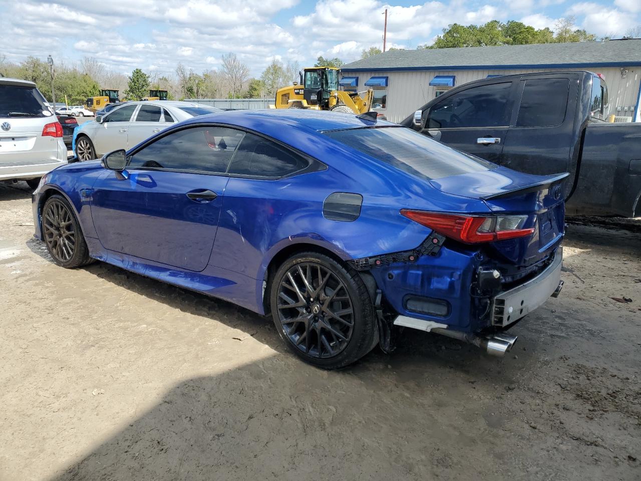 2016 Lexus RC - Image 2