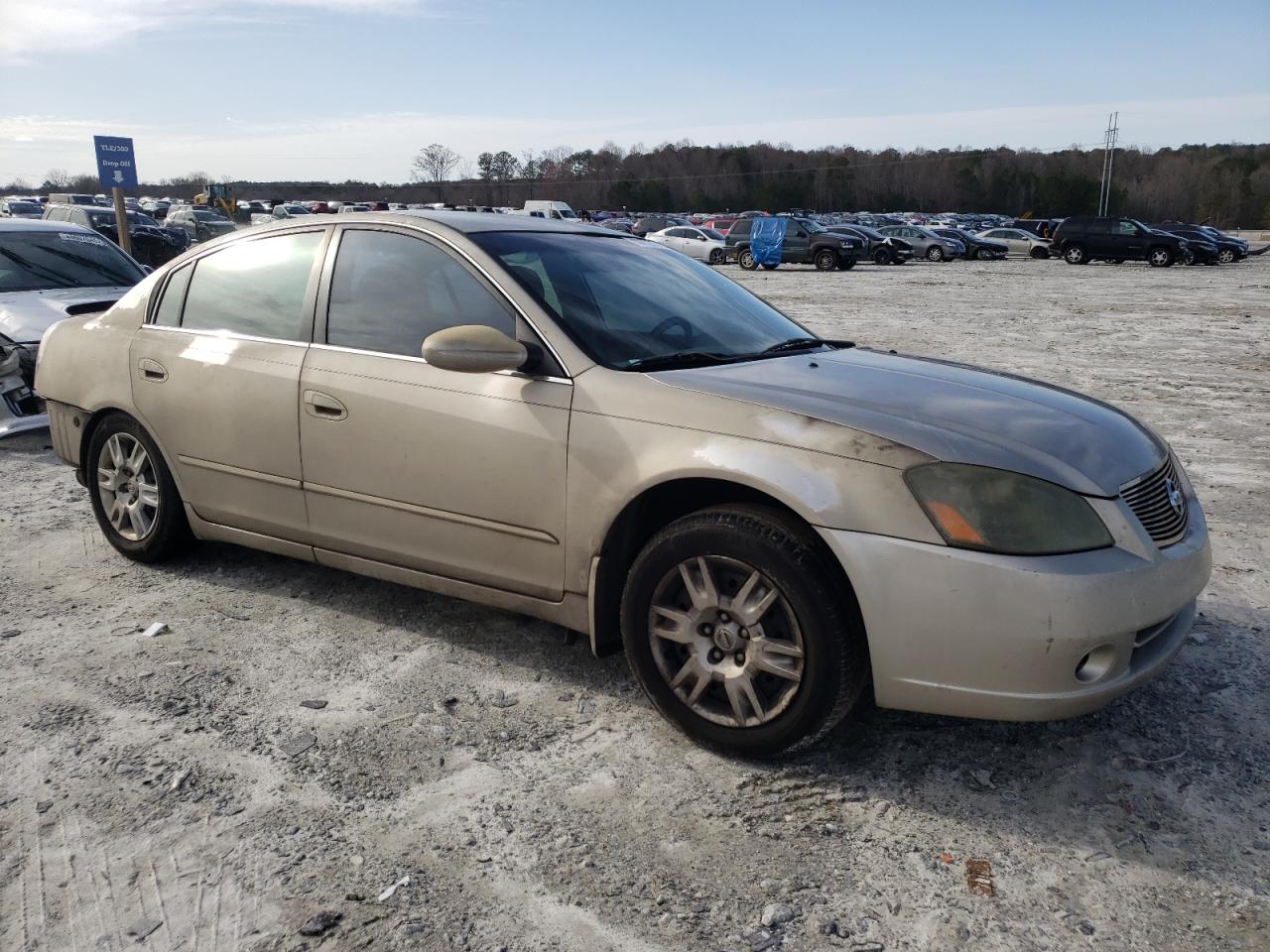 2005 Nissan Altima - Image 4