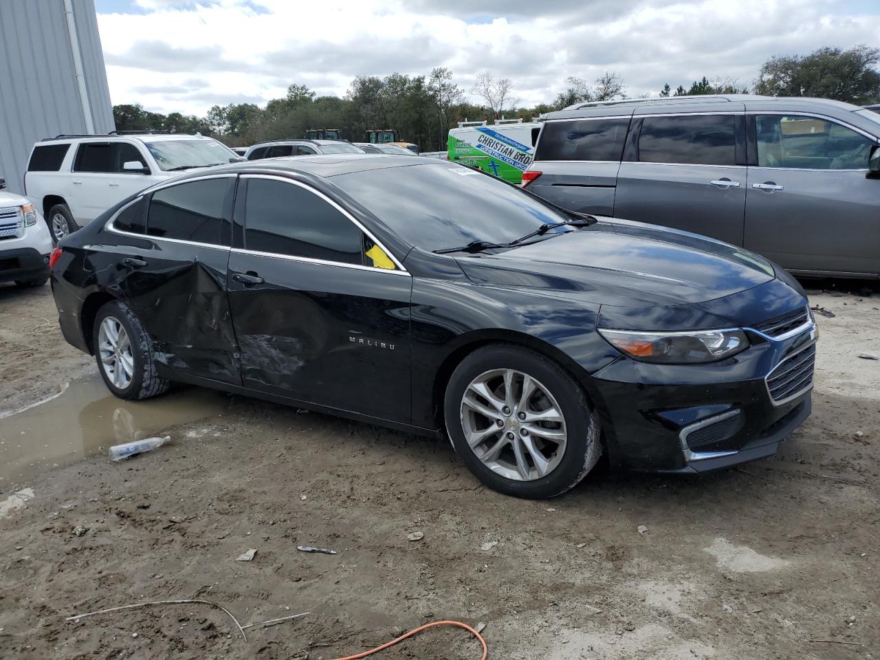 2018 Chevrolet Malibu - Image 4