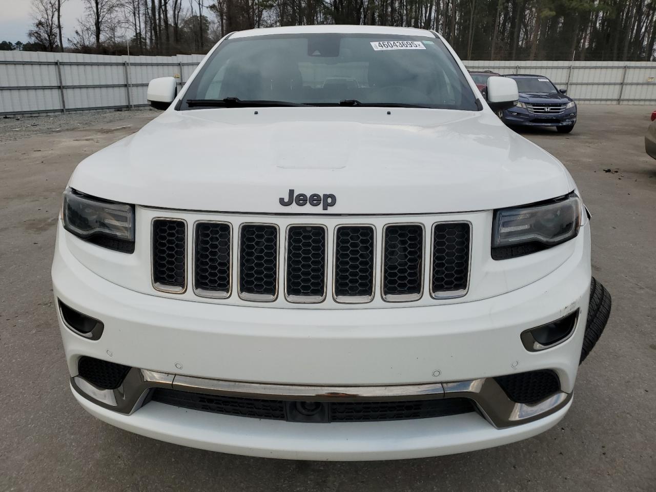 2015 Jeep Grand Cherokee - Image 5