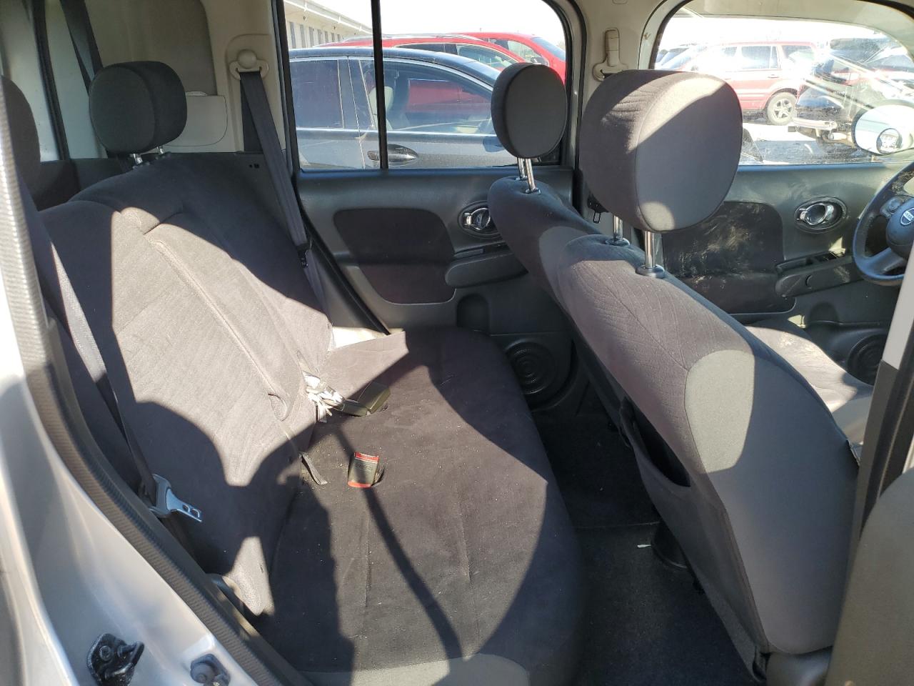 2010 Nissan Cube - Image 10