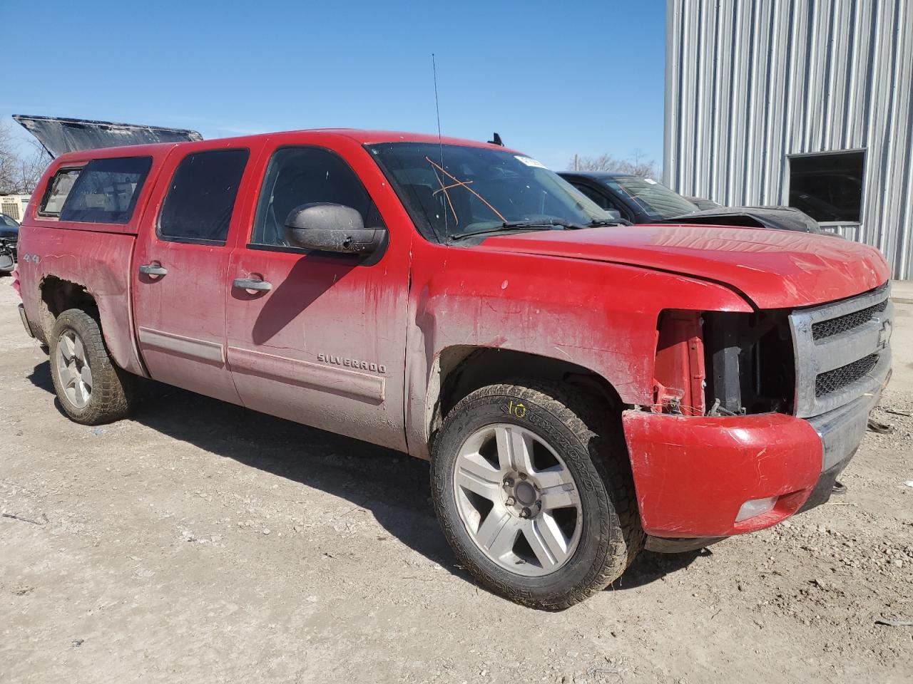 2011 Chevrolet Silverado - Image 4