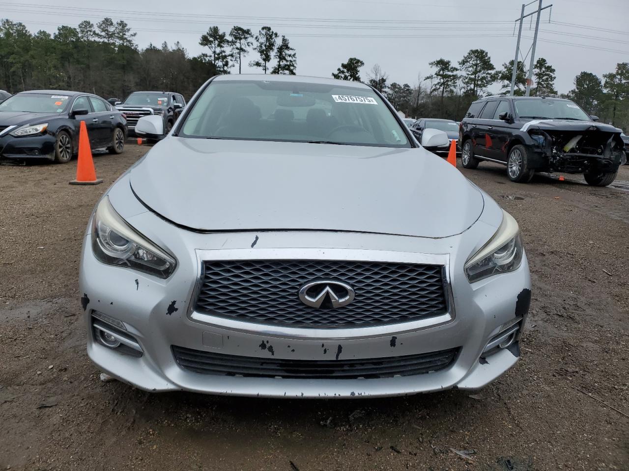 2015 Infiniti Q50 - Image 5