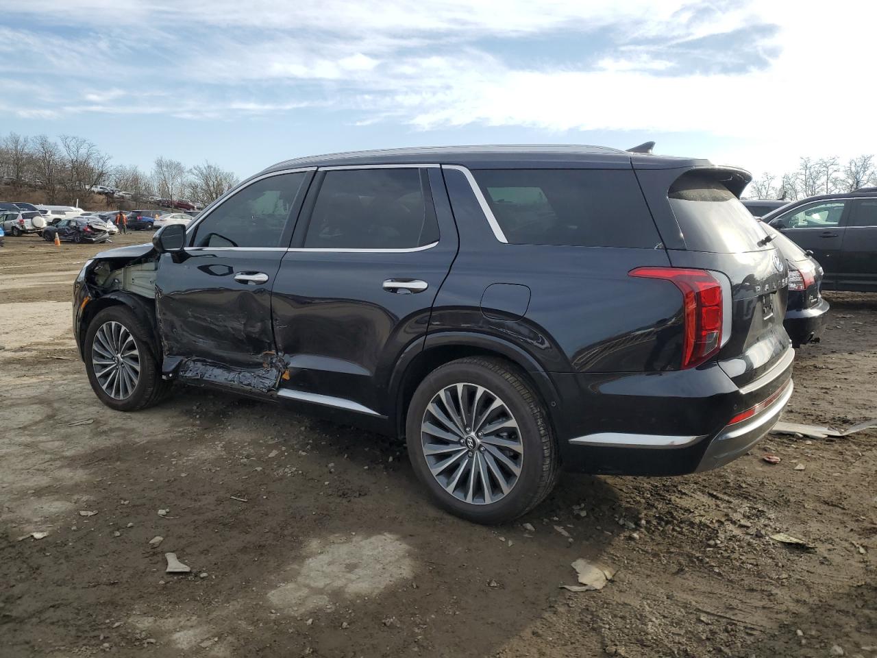 2024 Hyundai Palisade - Image 2