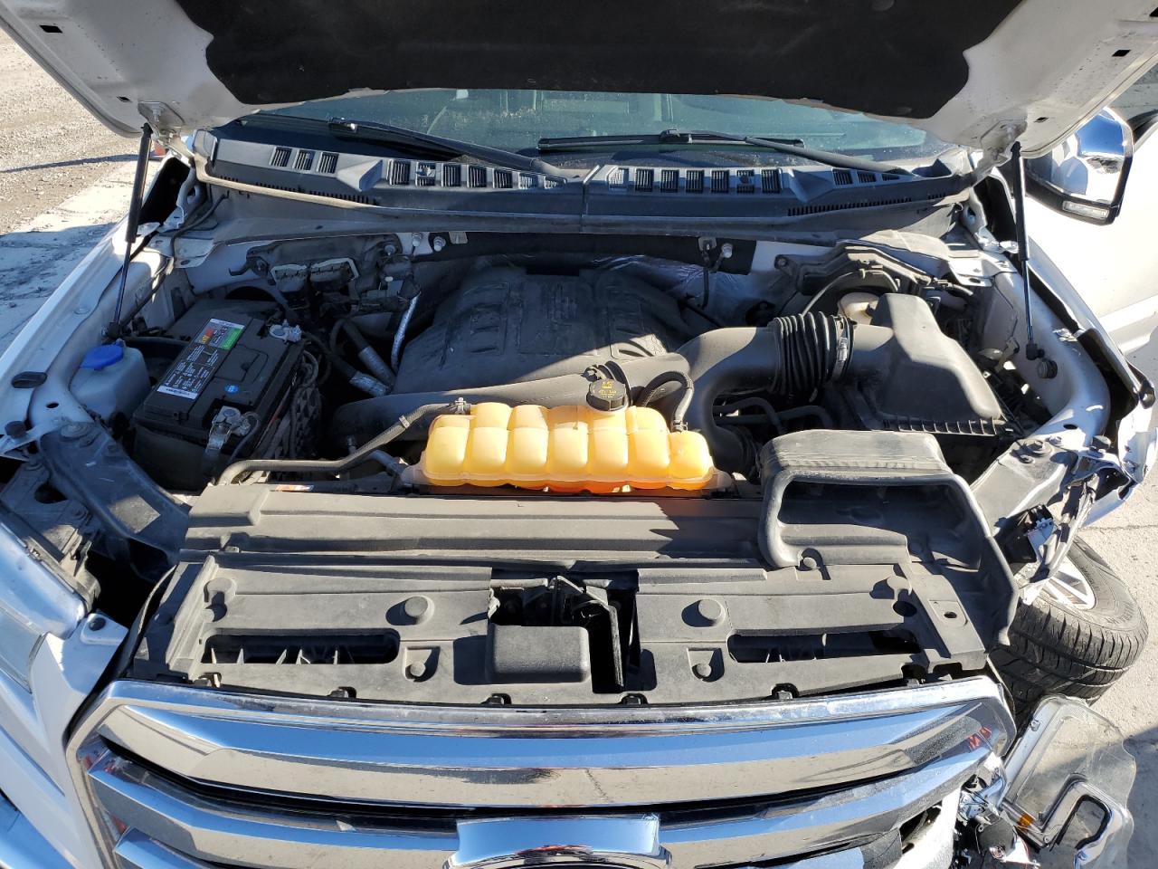 2016 Ford F-150 - Image 13