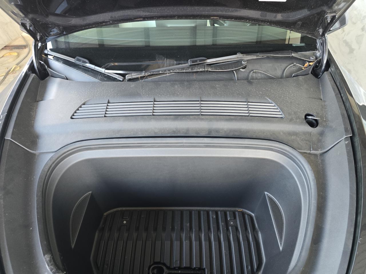 2024 Tesla Model Y VIN: 7SAYGDED8RF022766 Lot: 46708615