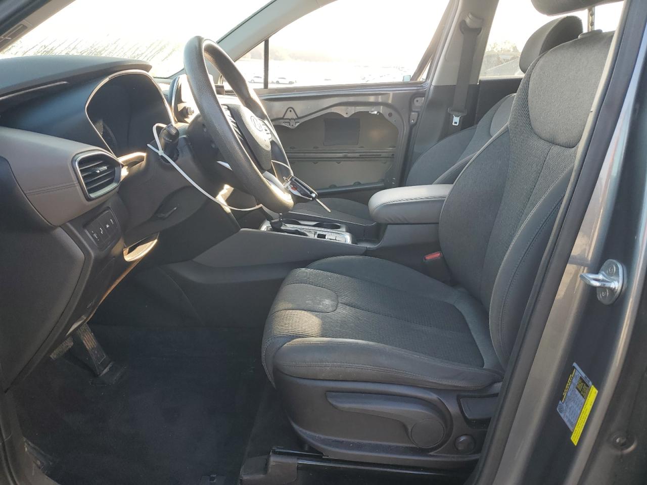 2019 Hyundai Santa Fe - Image 7