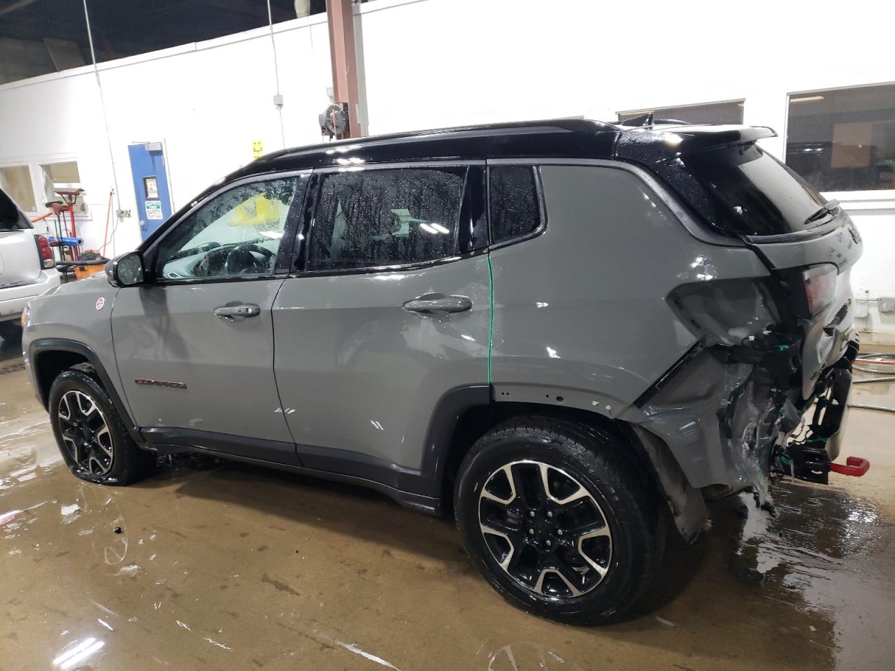 2020 Jeep Compass - Image 2