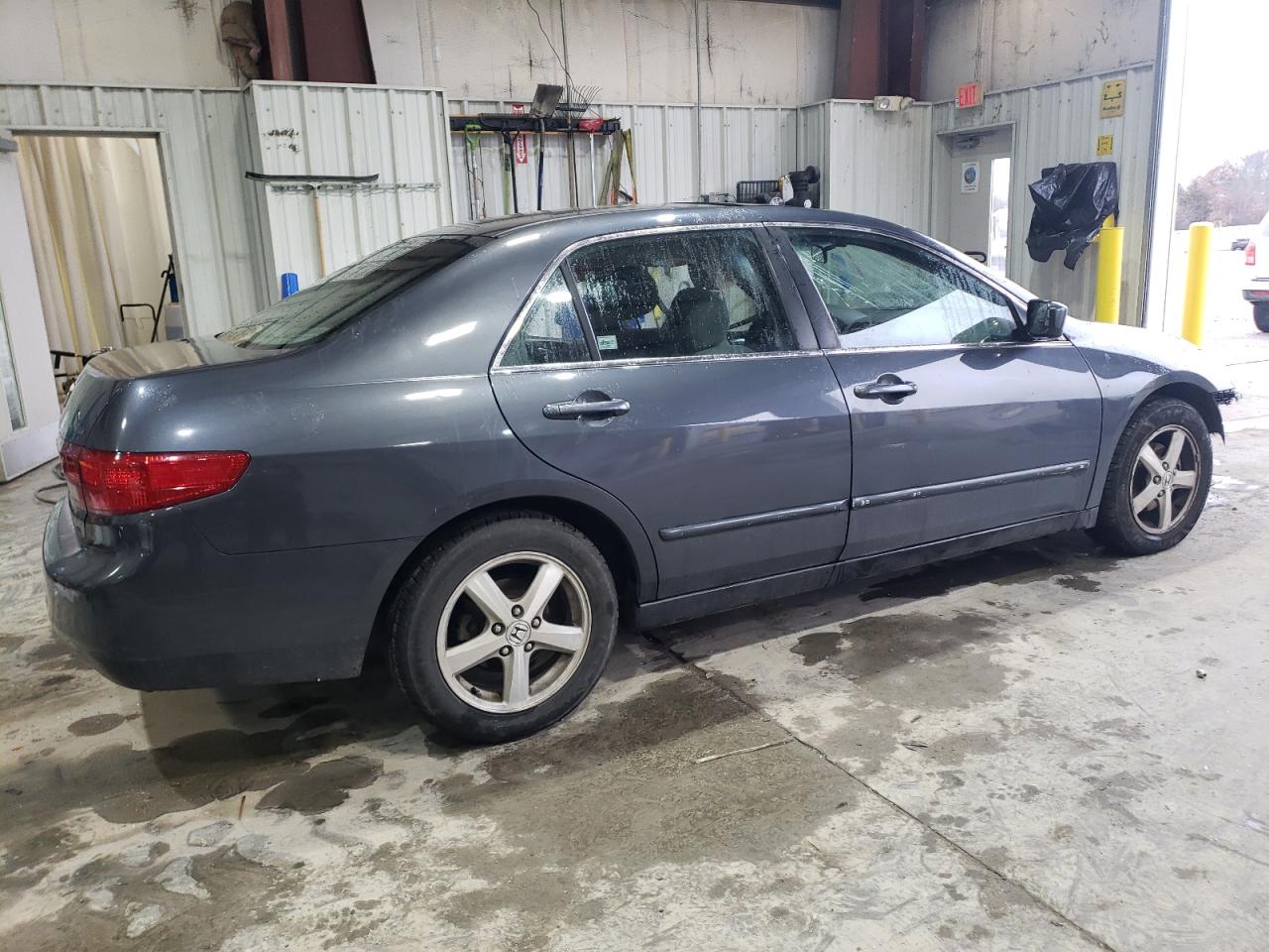 2005 Honda Accord - Image 3