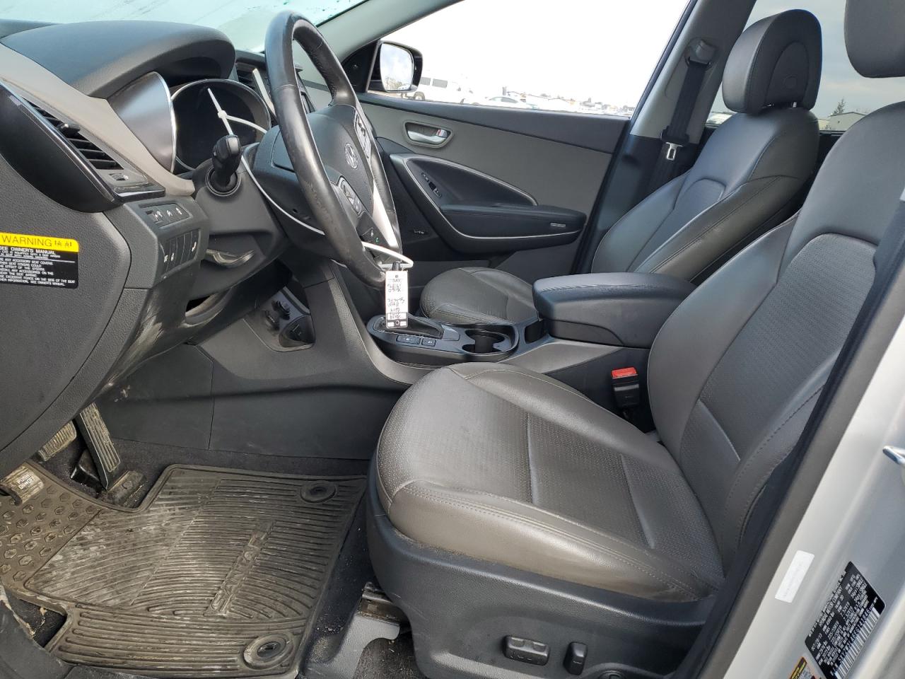 2014 Hyundai Santa Fe - Image 7