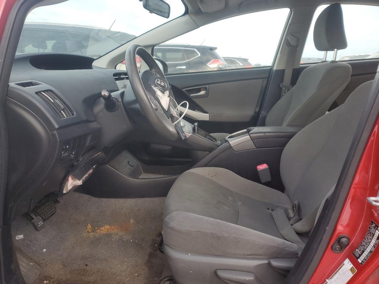 2012 Toyota Prius - Image 7