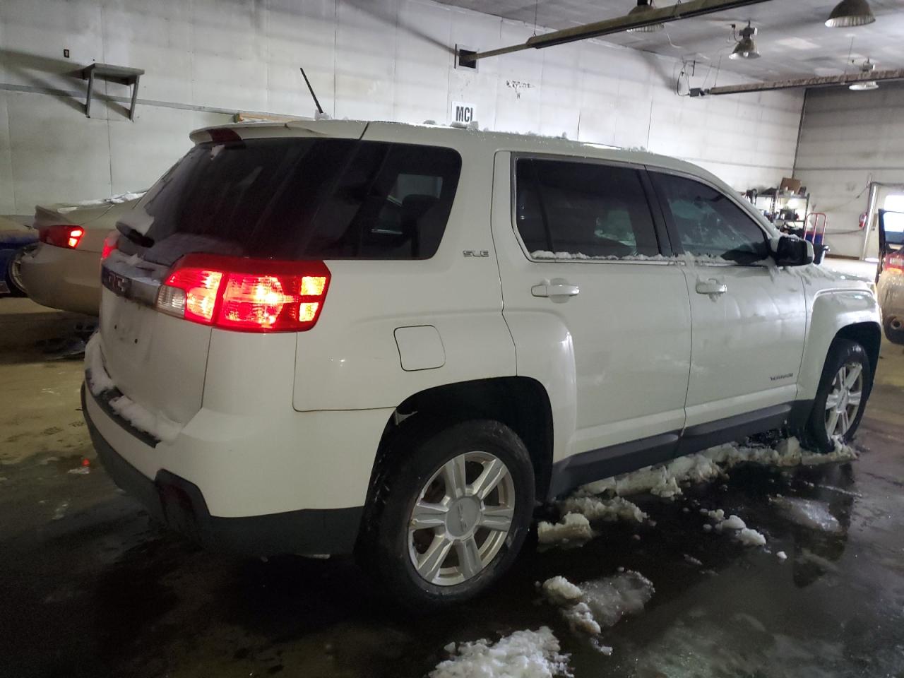 2014 GMC Terrain - Image 3