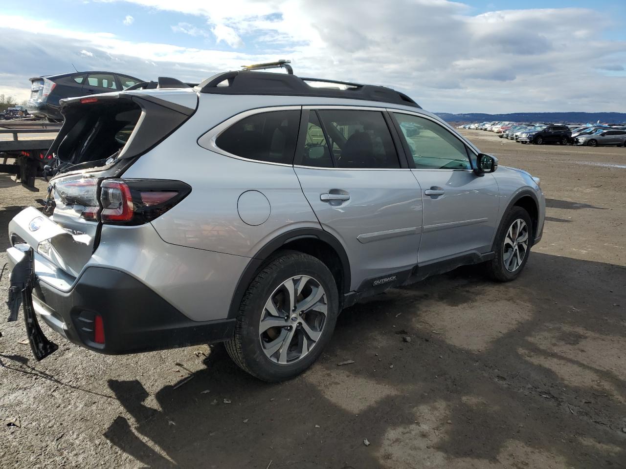 2020 Subaru Outback - Image 3