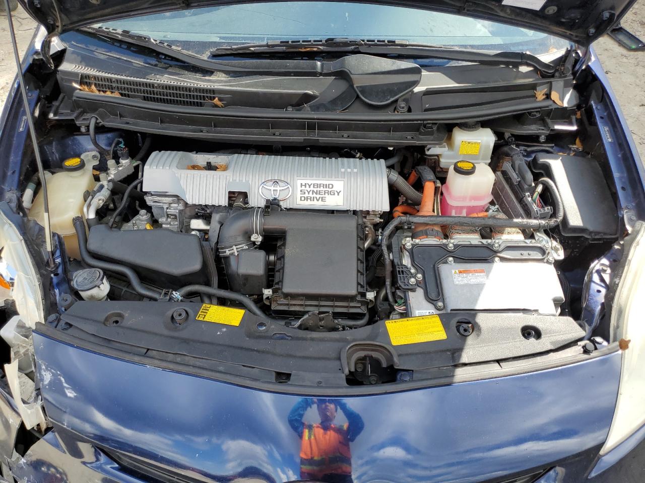 2012 Toyota Prius - Image 11