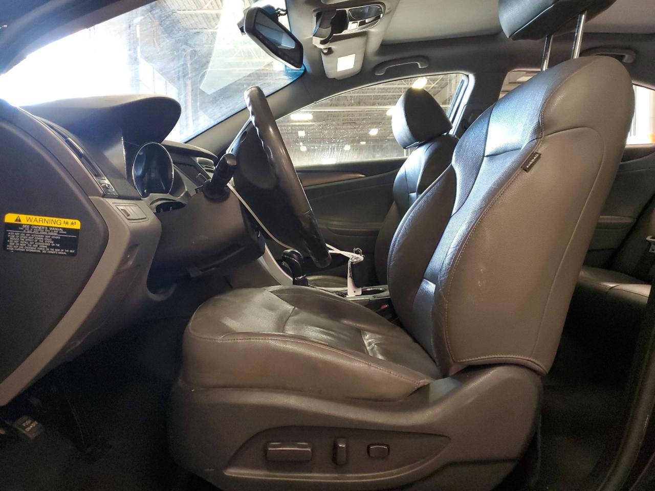 2012 Hyundai Sonata - Image 7